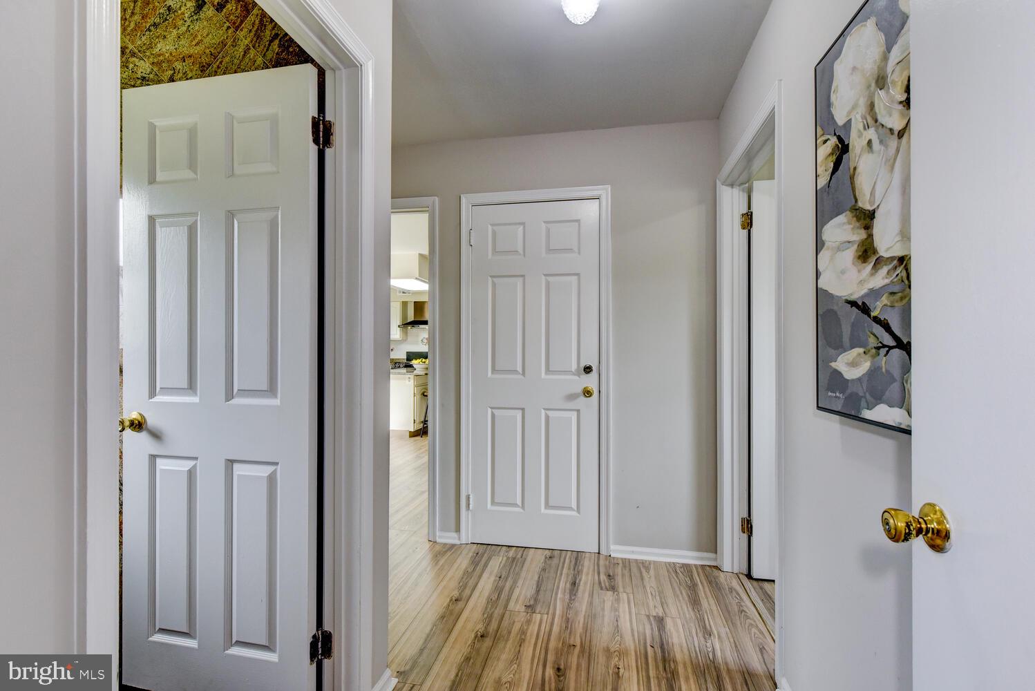 5 Glengarry Way Princeton Junction, NJ 08550 - Photo 41 of 63 Garage Hall