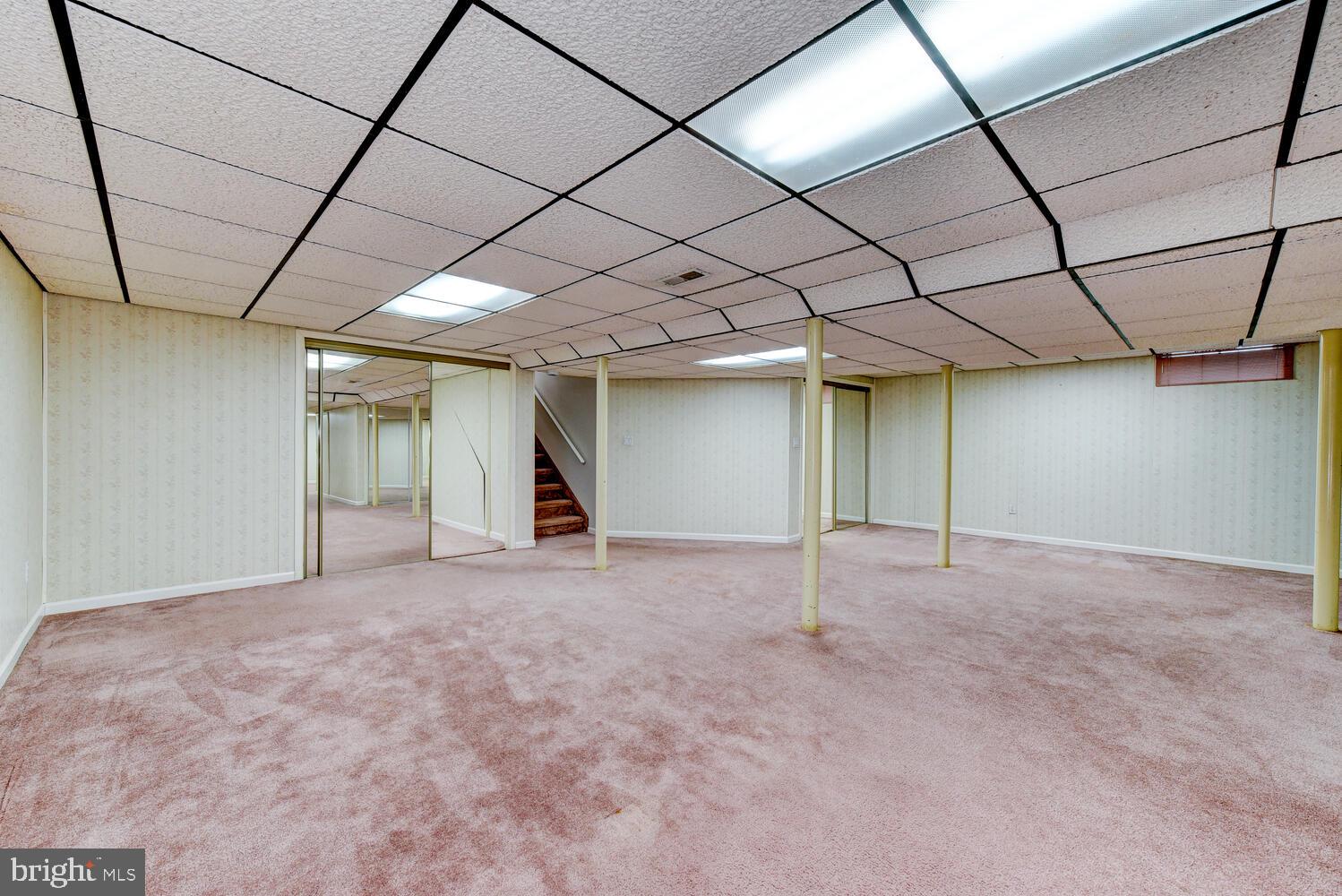 5 Glengarry Way Princeton Junction, NJ 08550 - Photo 45 of 63 a view of empty room with garage