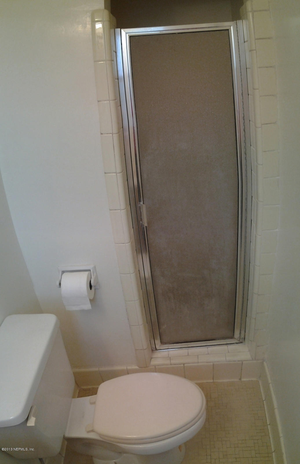 2131 Goltare Drive Jacksonville, FL 32216 - Photo 13 of 25 Master Shower