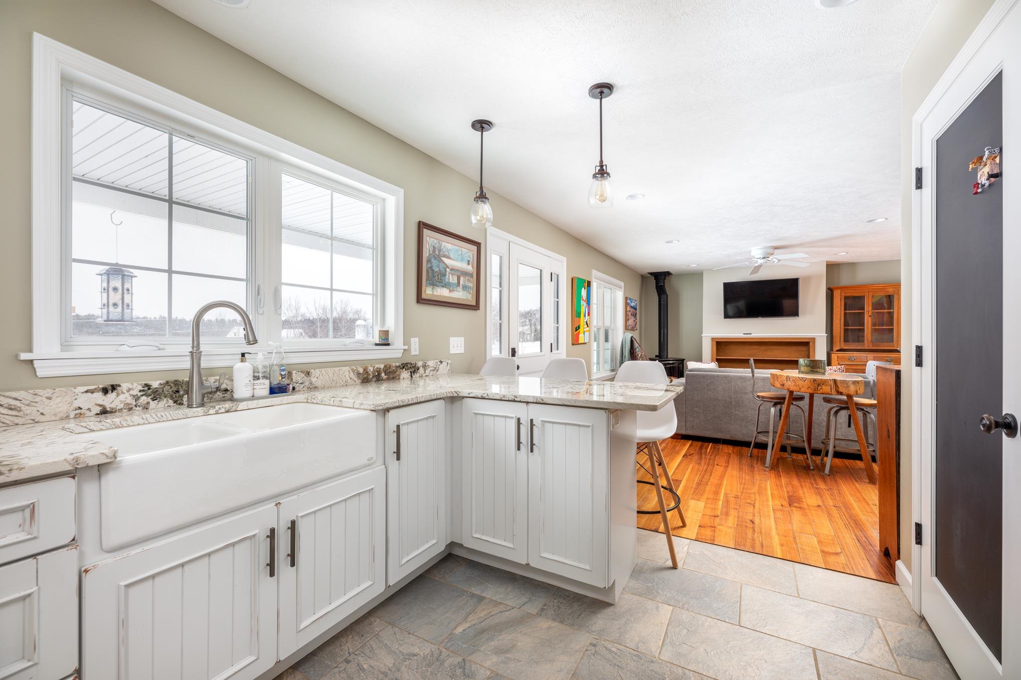 595 South Rusch Road Traverse City, MI 49696 - Photo 8 of 38 1896450-7.JPG