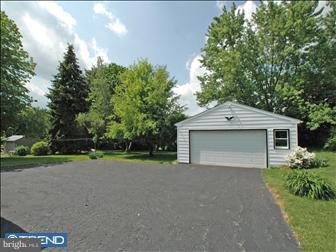 600 Reeceville Road Coatesville, PA 19320 - Photo 2 of 6 Exterior Back