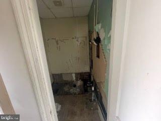 1108 West 3rd Street Chester, PA 19013 - Photo 45 of 75 a bathroom with a bathtub