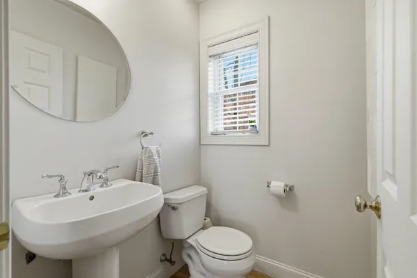$499,000 | 1039 Islington Street, Unit 4, Portsmouth, NH 03801