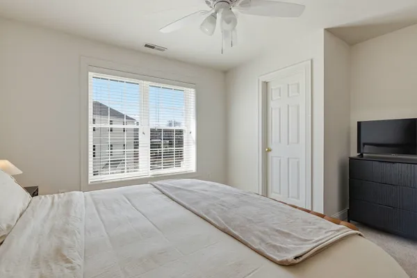 $499,000 | 1039 Islington Street, Unit 4, Portsmouth, NH 03801