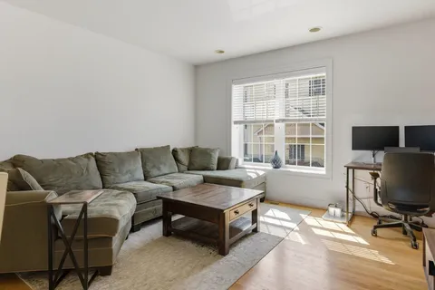 $499,000 | 1039 Islington Street, Unit 4, Portsmouth, NH 03801