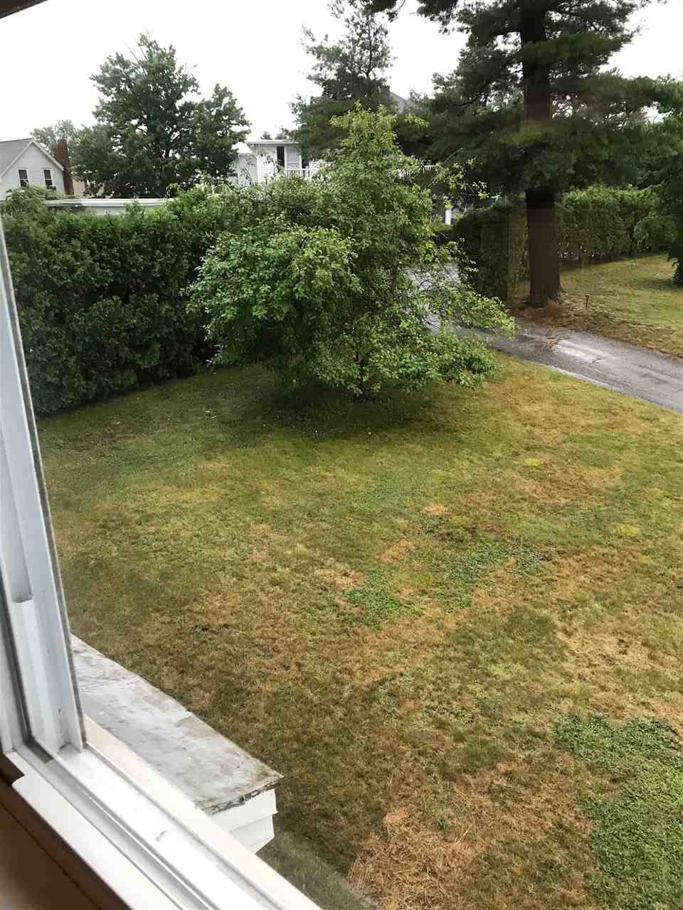 566 Kelley Street Manchester, NH 03102 - Photo 3 of 23