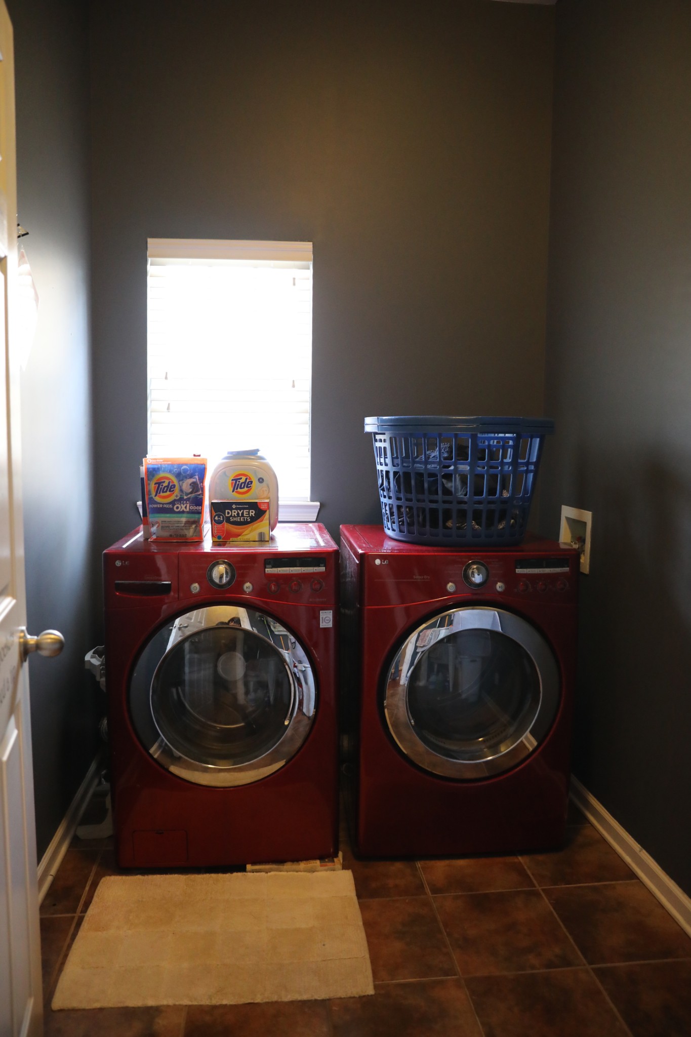 1019 Queens Place Spring Hill, TN 37174 - Photo 9 of 18 a view of washer and dryer