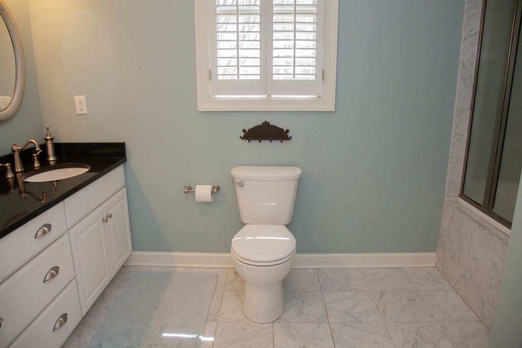 7120 Newburgh Road Evansville, IN 47715 - Photo 19 of 36 Gallery Image 19