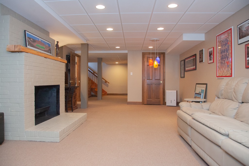 7120 Newburgh Road Evansville, IN 47715 - Photo 28 of 36 Gallery Image 28