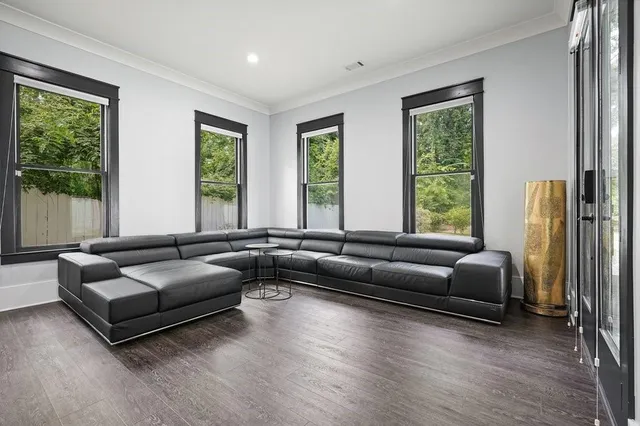 $1,895,000 | 2804 Skyland Drive Northeast, Brookhaven, GA 30319