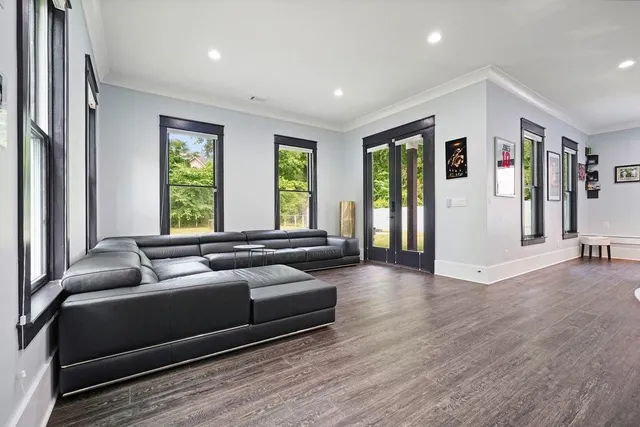 $1,895,000 | 2804 Skyland Drive Northeast, Brookhaven, GA 30319