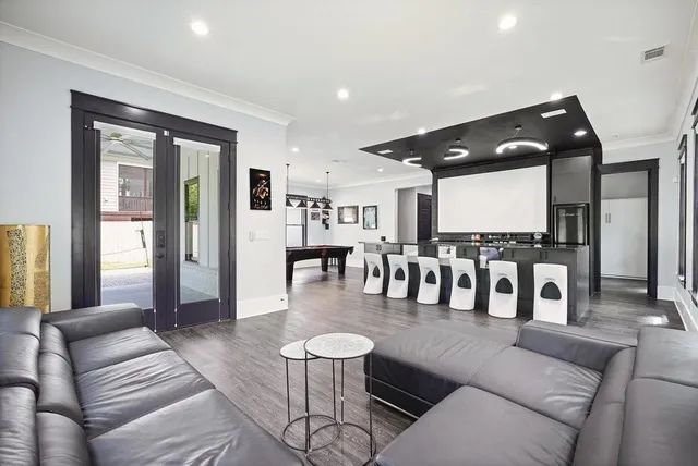 $1,895,000 | 2804 Skyland Drive Northeast, Brookhaven, GA 30319