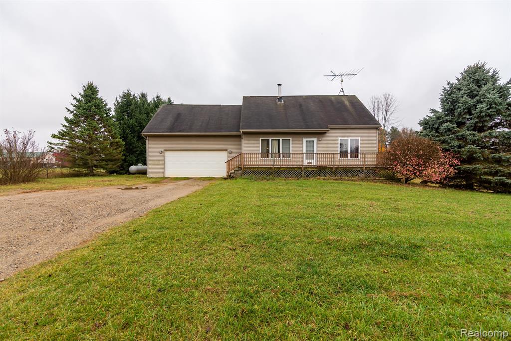 4059 Oakley Road Stockbridge, MI 49285 - Photo 1 of 28
