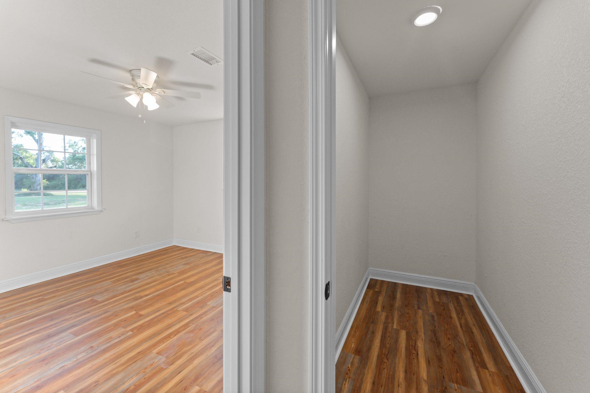 17761 County Road 28 Foley, AL 36535 - Photo 33 of 51 Hallway