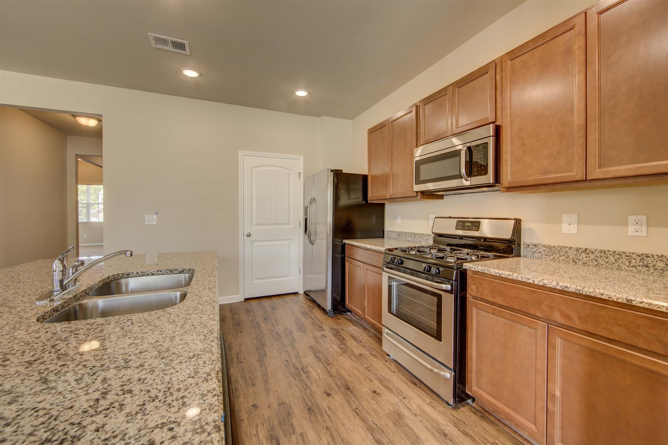 615 Prominence Road, Unit 39 Columbia, TN 38401 - Photo 14 of 15 Kitchen - Photos are of same floor plan - Construction on lot 63 has not started.