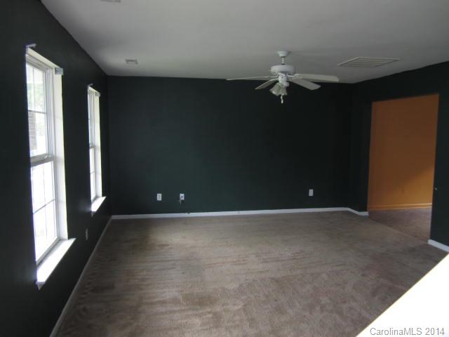 1003 Valley Ridge Road Charlotte, NC 28214 - Photo 3 of 10