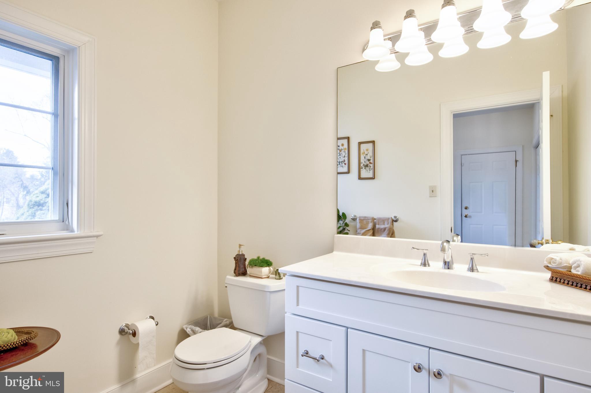 985 South Waterloo Road Devon, PA 19333 - Photo 4 of 64 The informal powder room in the mudroom