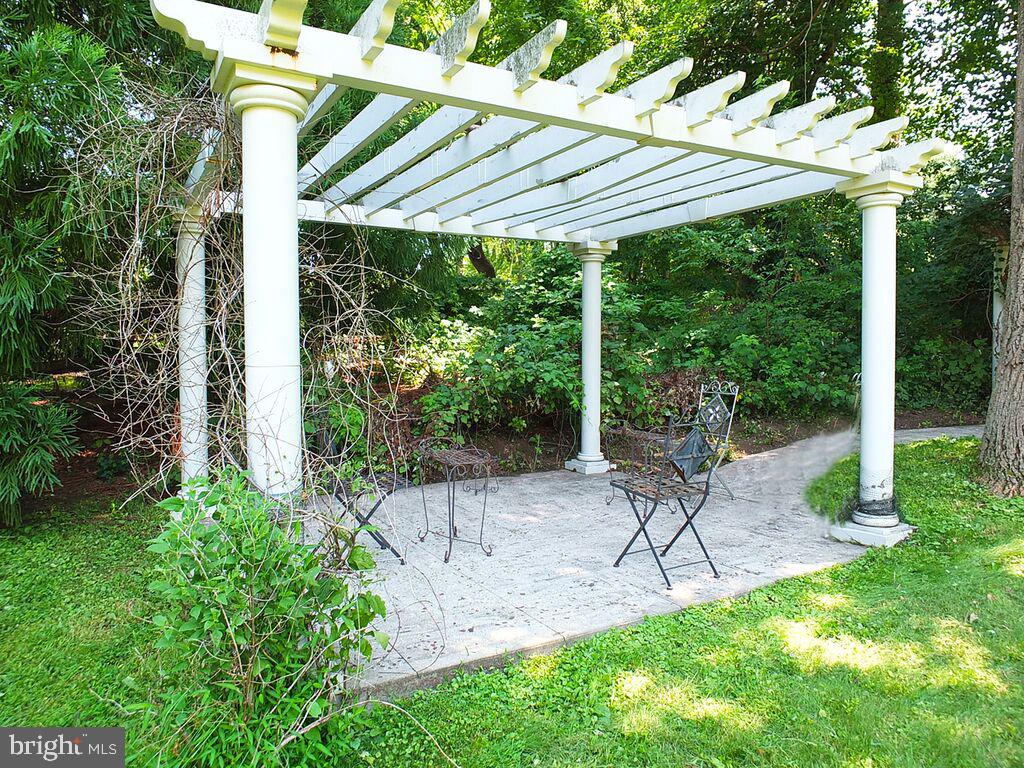 985 South Waterloo Road Devon, PA 19333 - Photo 59 of 64 The sitting/picnic area in the back