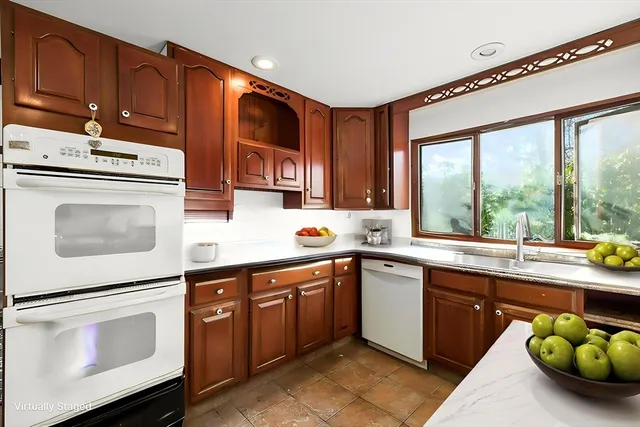 $1,059,999 | 5 Marshfield Street, Gloucester, MA 01930