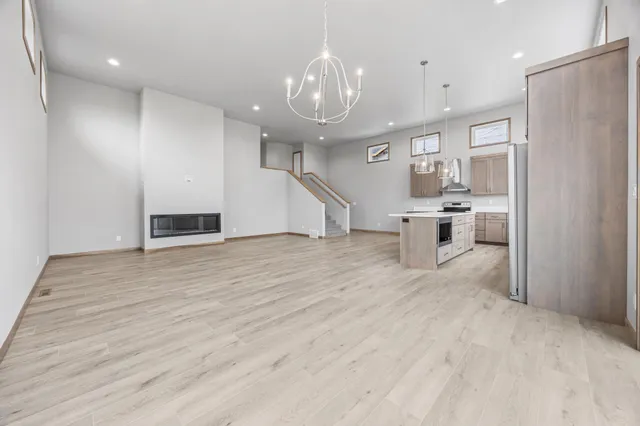 $523,500 | 973 61st Avenue Southwest, West Fargo, ND 58078