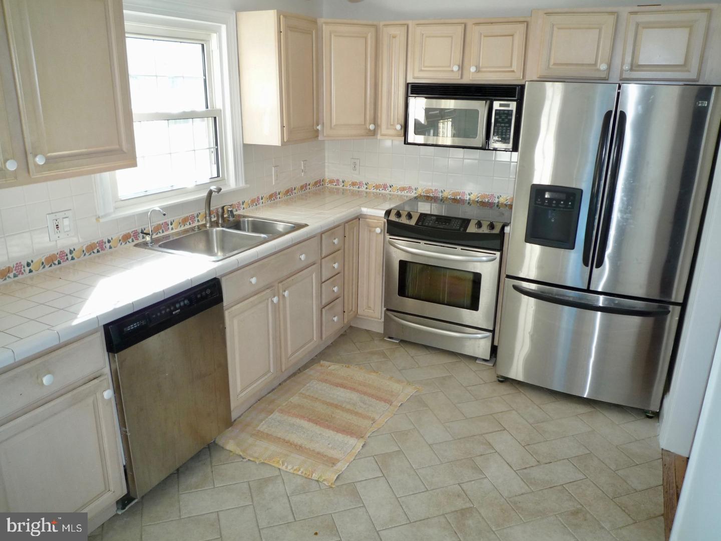 224 Potomac Road Wilmington, DE 19803 - Photo 8 of 18 Kitchen