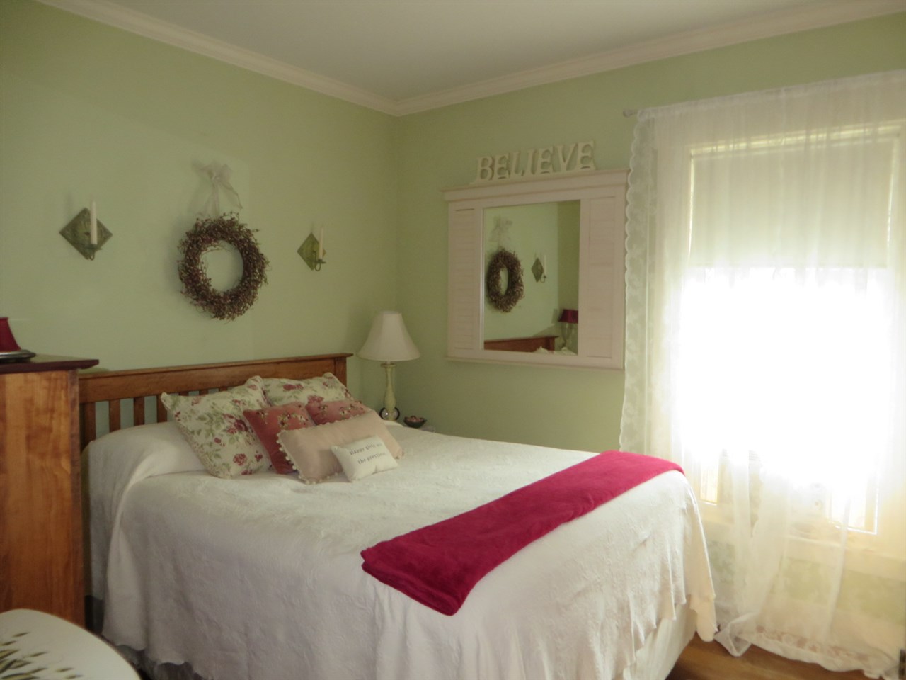 81 Appleton Street Manchester, NH 03104 - Photo 13 of 38