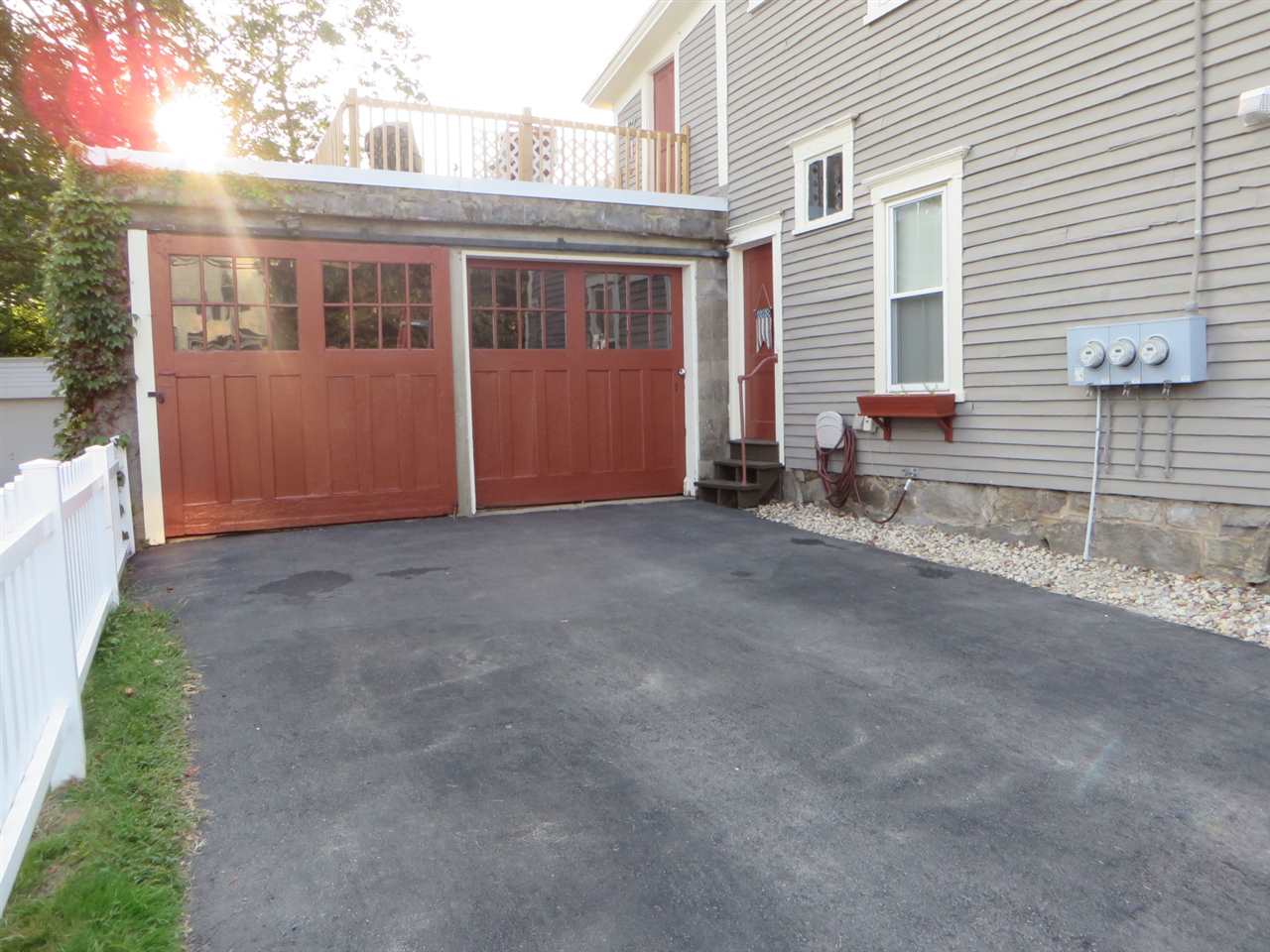 81 Appleton Street Manchester, NH 03104 - Photo 3 of 38