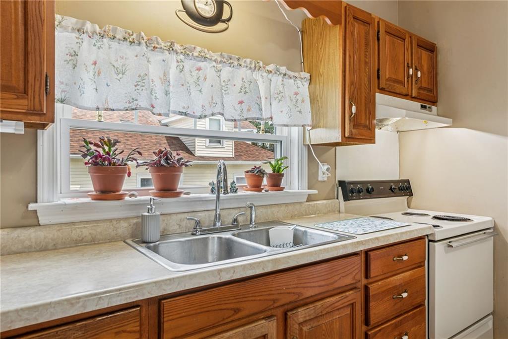 310 Bungalow Road New Alexandria, PA 15670 - Photo 13 of 30 a close view of sink and tap