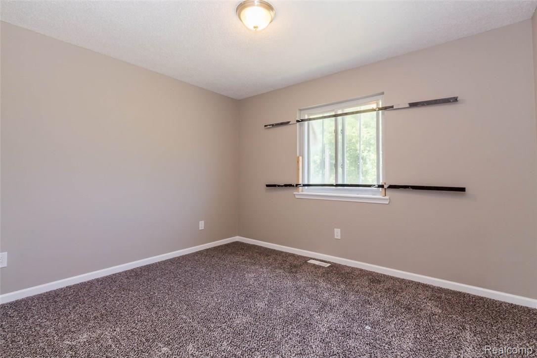 3517 Farnum Inkster, MI 48141 - Photo 10 of 21 10.jpg