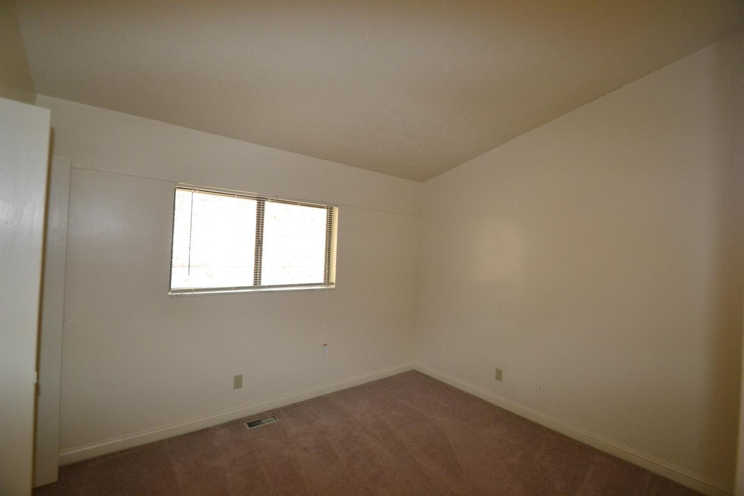 152 Asbury Road Cincinnati, OH 45255 - Photo 22 of 25