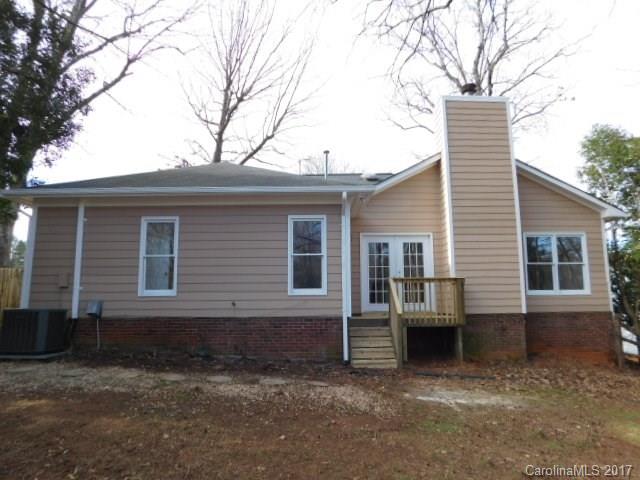 10307 Rockwood Road Charlotte, NC 28215 - Photo 2 of 10