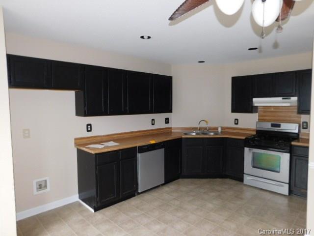 10307 Rockwood Road Charlotte, NC 28215 - Photo 7 of 10