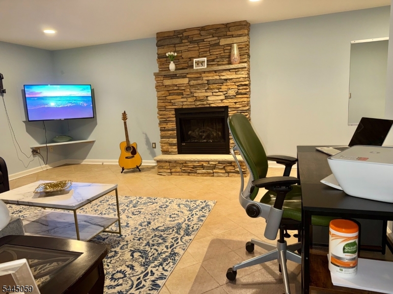 1602 Appleton Way Whippany, NJ 07981 - Photo 18 of 23