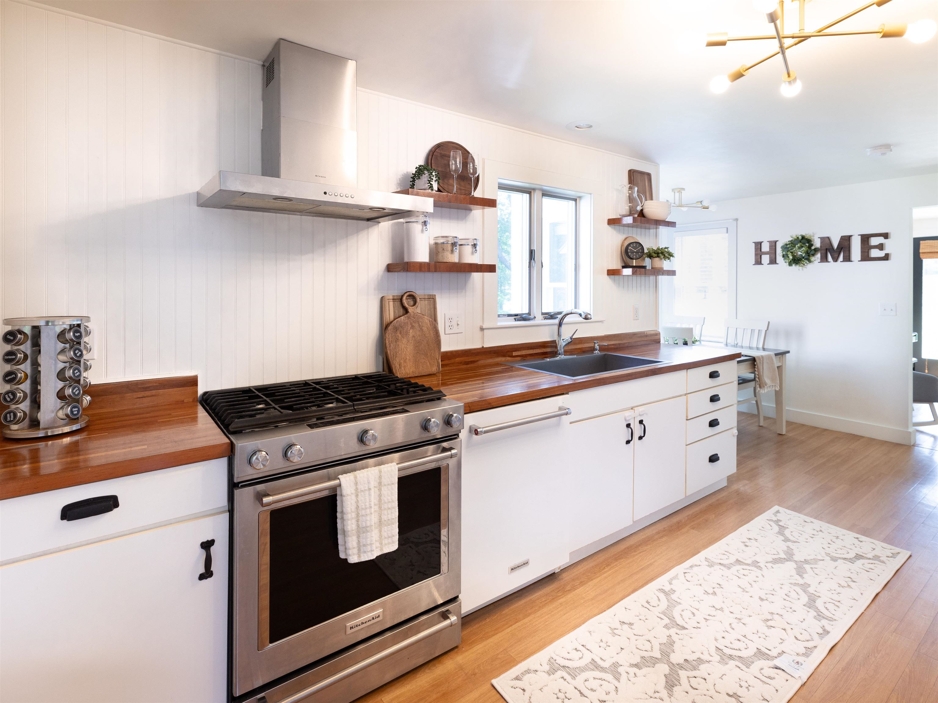 7 Edgewood Terrace Wolfeboro, NH 03894 - Photo 11 of 47