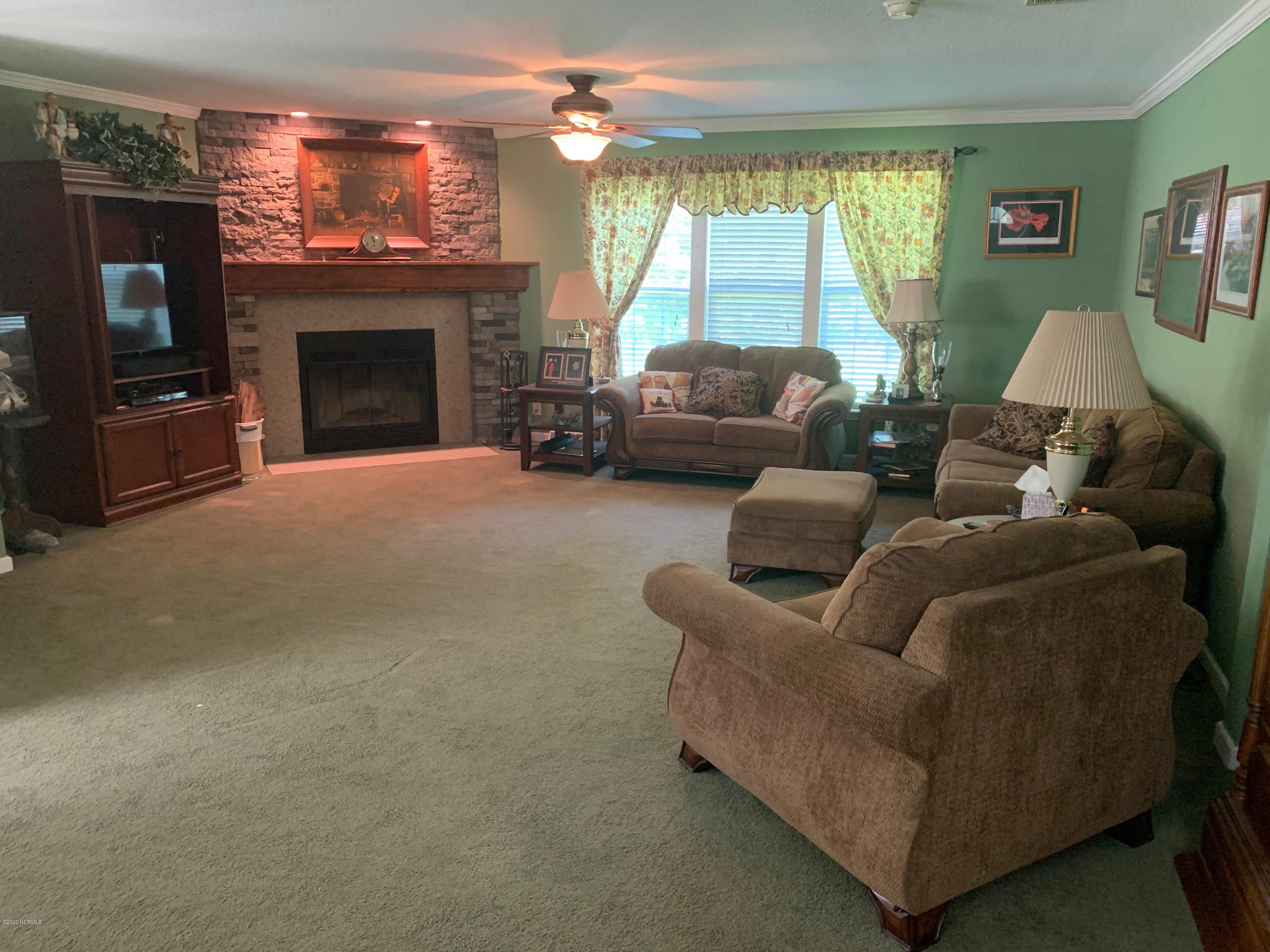 3841 Long Ridge Road Pinetown, NC 27865 - Photo 6 of 19 Great Room