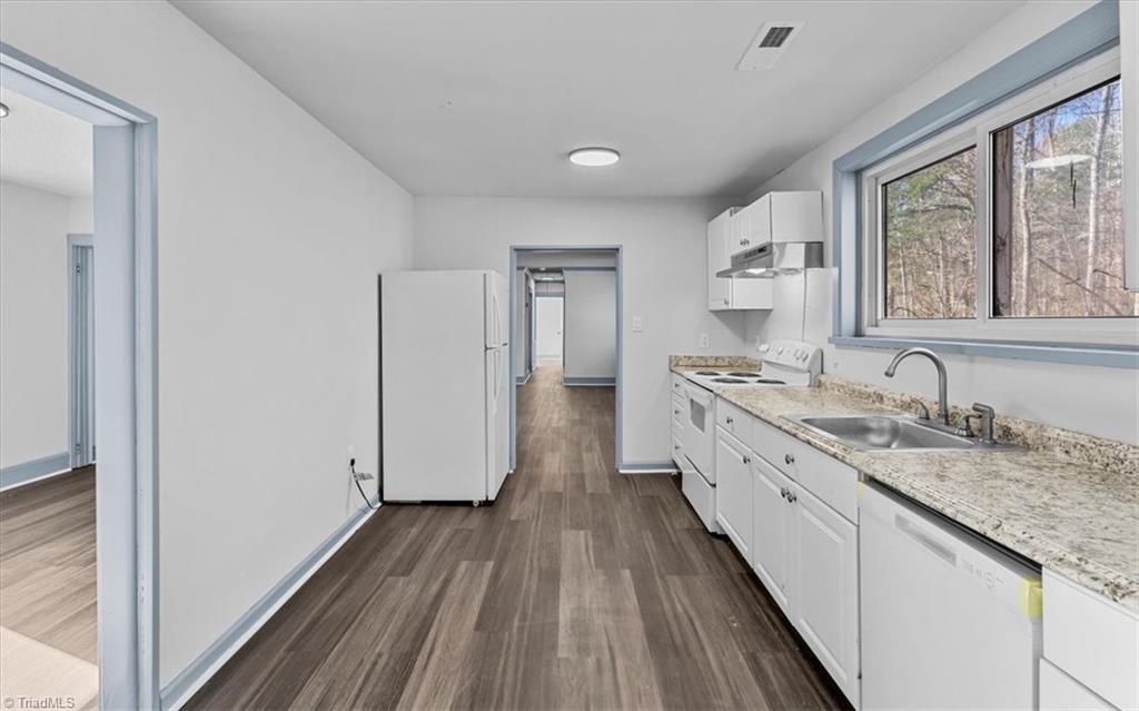 3913 Tarpon Road Pleasant Garden, NC 27313 - Photo 12 of 31 Gallery Image 12