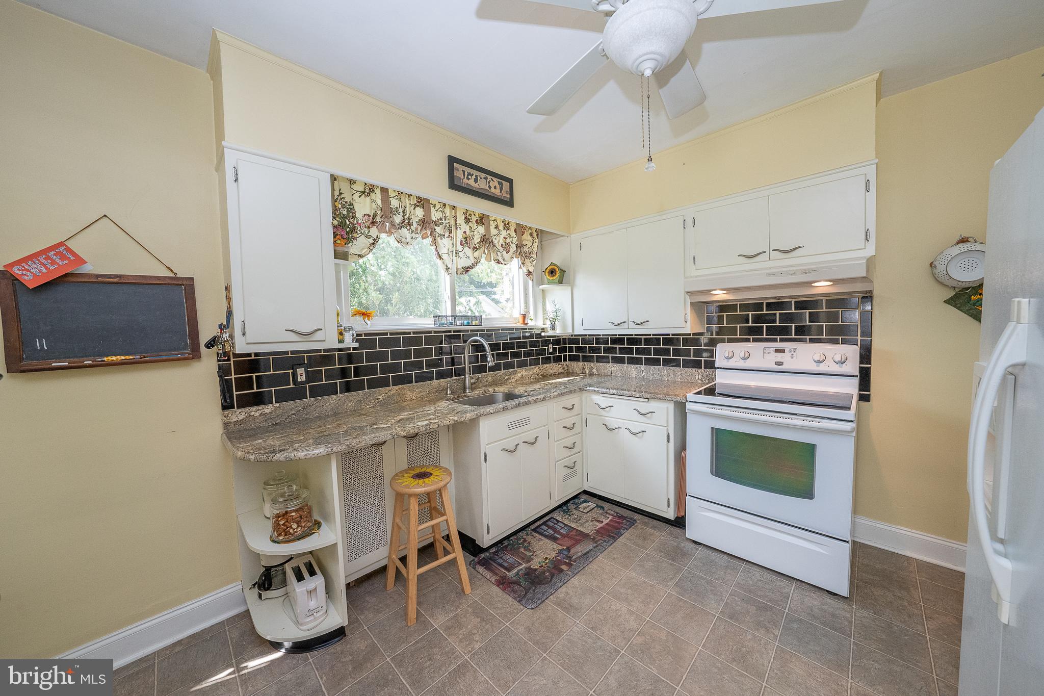 314 Ballymore Road Springfield, PA 19064 - Photo 15 of 41 Kitchen