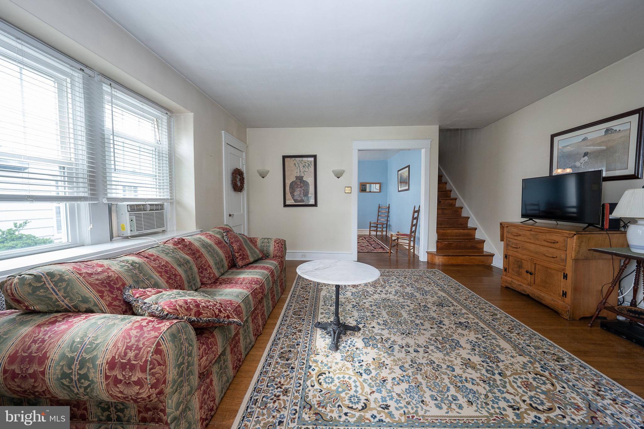 314 Ballymore Road Springfield, PA 19064 - Photo 7 of 41 Living room