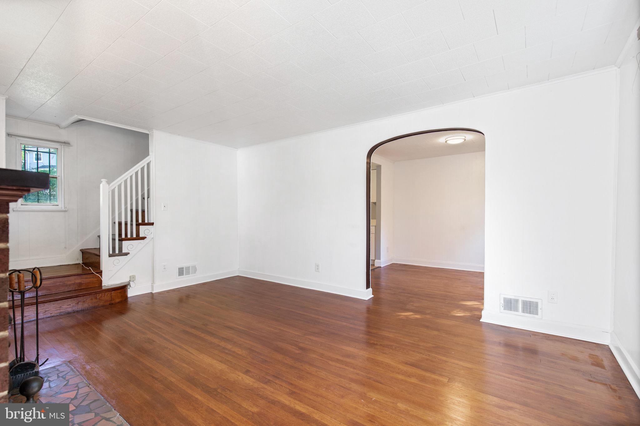 5902 Forest Road Cheverly, MD 20785 - Photo 4 of 28