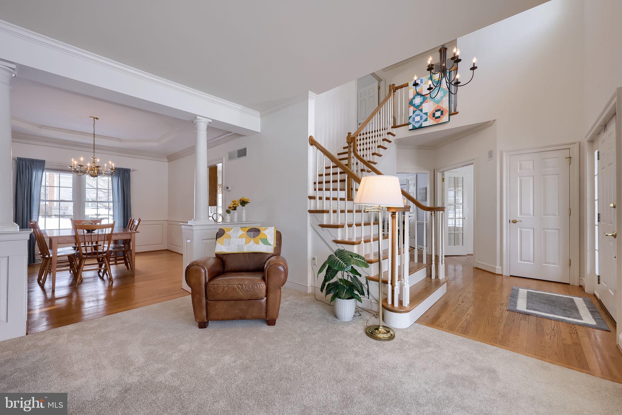 168 Olde Field Drive Lititz, PA 17543 - Photo 28 of 74 a living room with furniture and a potted plant