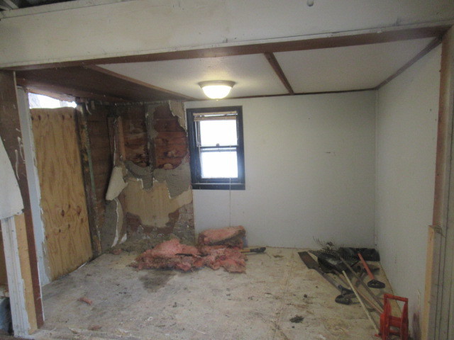 113 North Spring Street Franklin Grove, IL 61031 - Photo 4 of 21