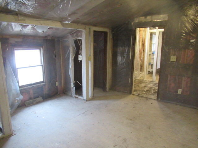 113 North Spring Street Franklin Grove, IL 61031 - Photo 9 of 21