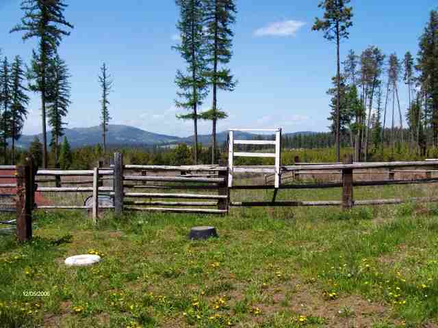 13515 East Bridges Road Elk, WA 99009 - Photo 3 of 9