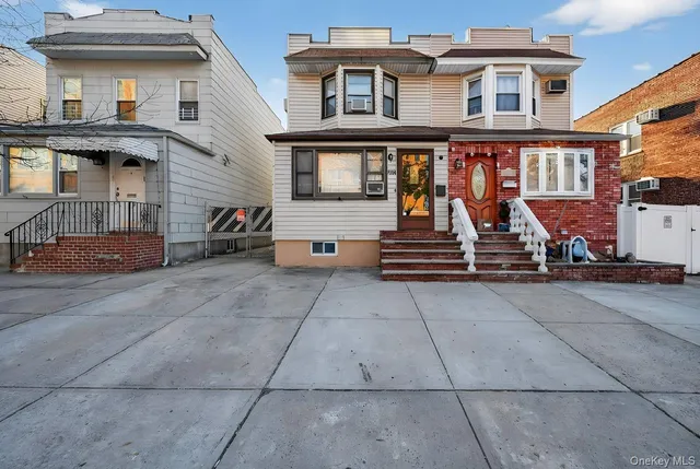 $850,000 | 77-48 74th Street | Glendale