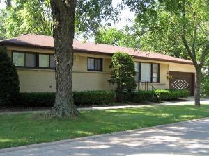 1544 Hoffman Avenue Park Ridge, IL 60068 - Photo 1 of 1