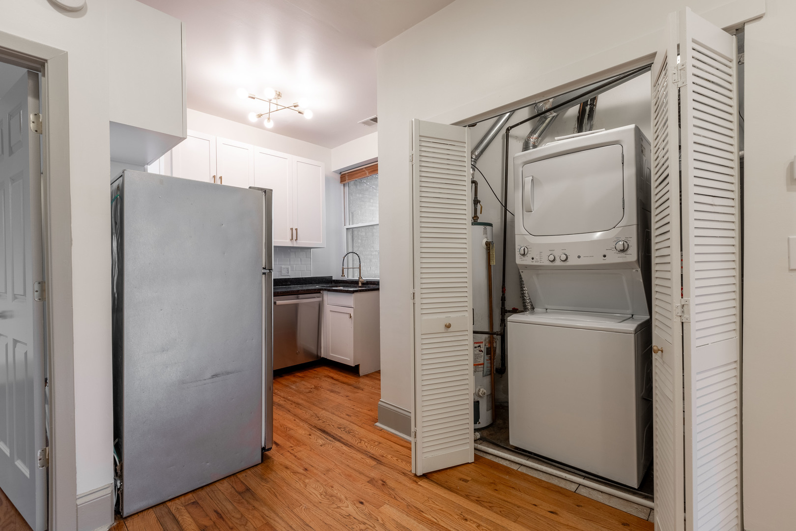 4855 North Springfield Avenue, Unit 3 Chicago, IL 60625 - Photo 6 of 19