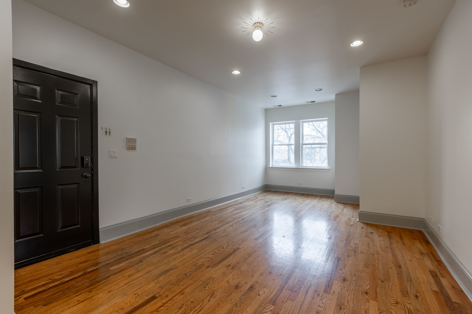 4855 North Springfield Avenue, Unit 3 Chicago, IL 60625 - Photo 7 of 19