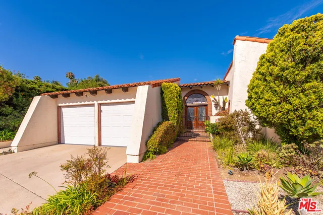 $9,000 | 3636 Malibu Country Drive, Malibu, CA 90265