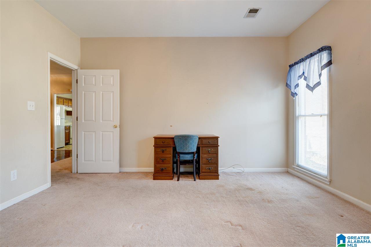 121 Oak Meadow Circle Oneonta, AL 35121 - Photo 18 of 31