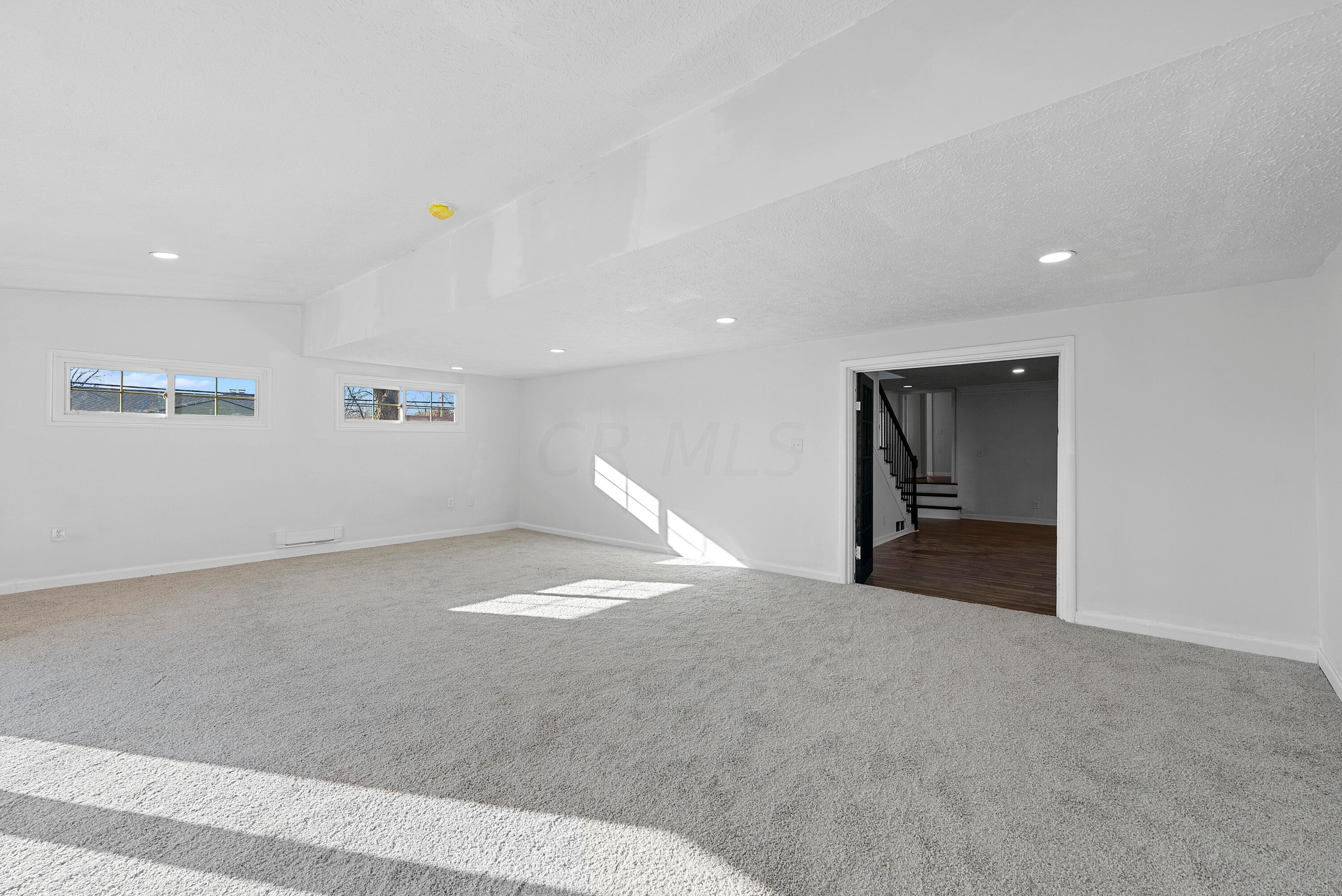 1664 Zettler Road Columbus, OH 43227 - Photo 27 of 46 Family Room